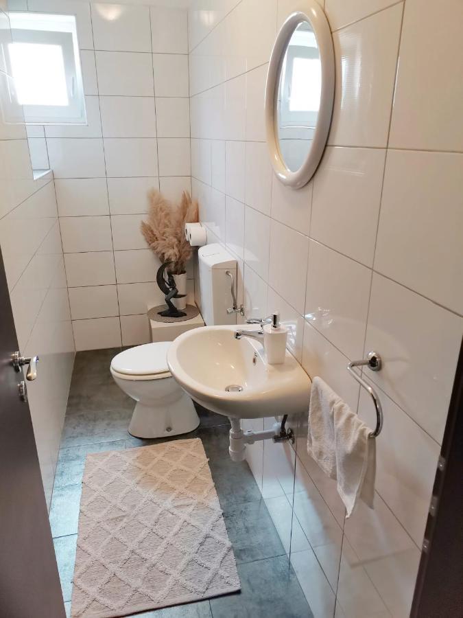 Apartman Pejic Подстрана Екстериор снимка