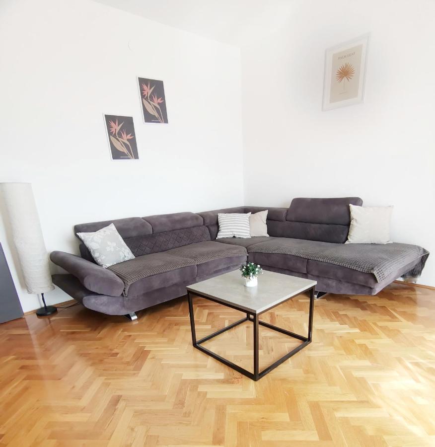Apartman Pejic Подстрана Екстериор снимка